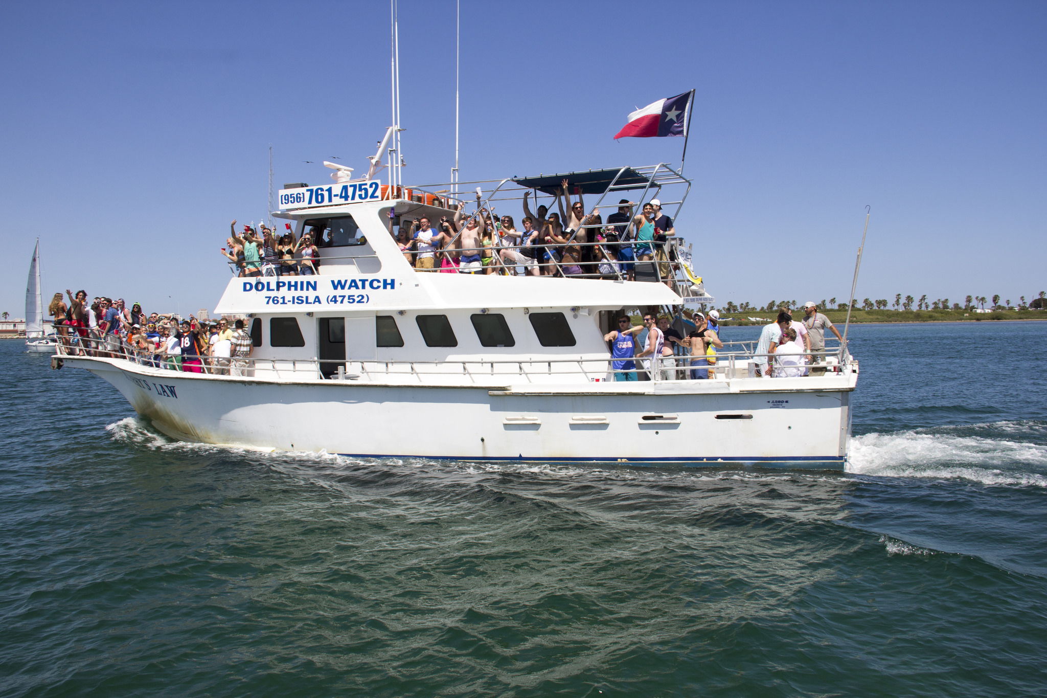 Spring Break Party Yacht Cruises by Inertia Tours Tuesday, March 27th