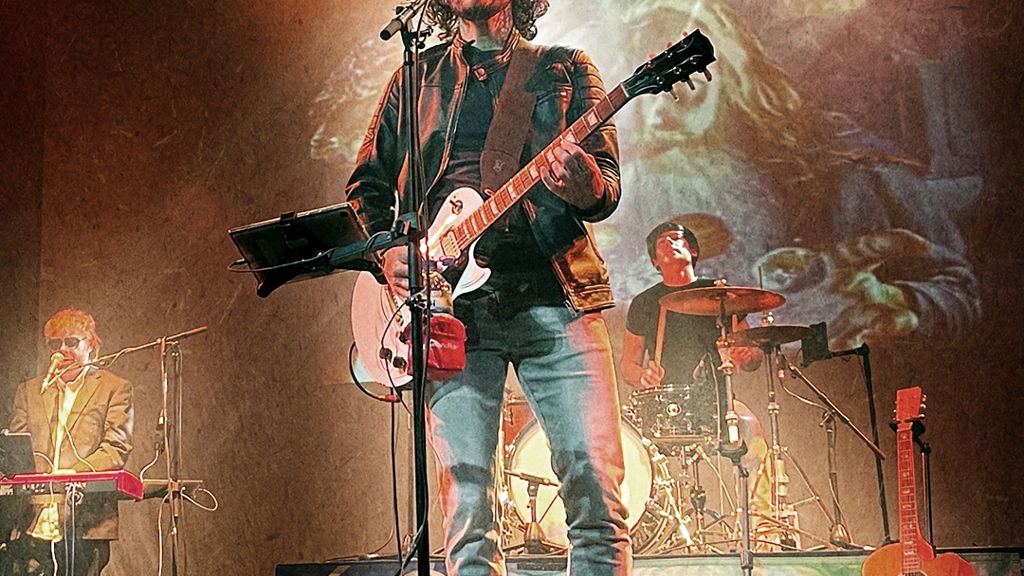 Elo Again concerts and tour dates | GlobalGigMap