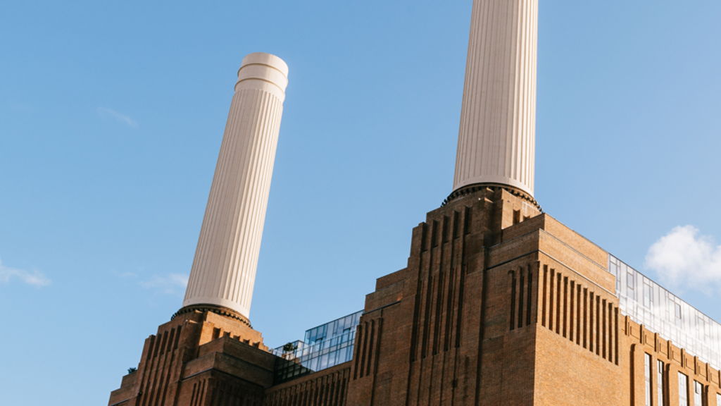The Chimney Lift at Battersea Power Station
