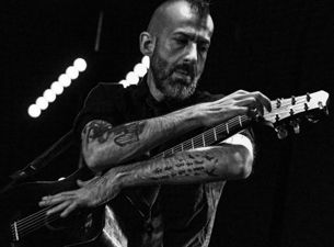 Jon Gomm