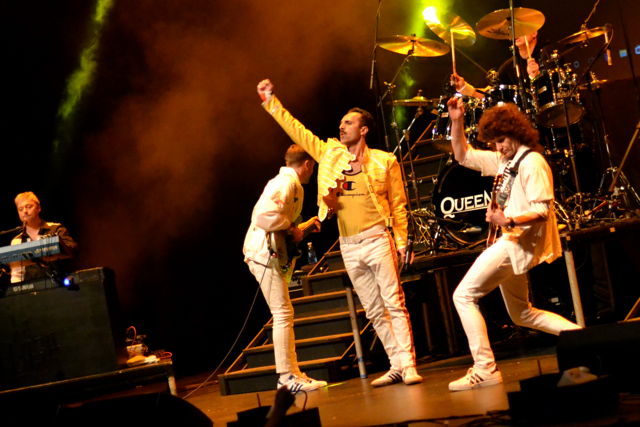 Presales to flash : a tribute to queen: members use these when buying pre-sale tickets