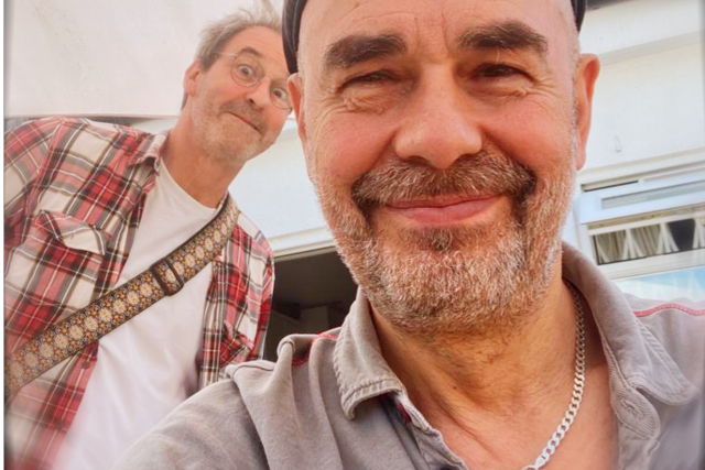 WOT ITALIAN? - Boothby Graffoe and Antonio Forcione