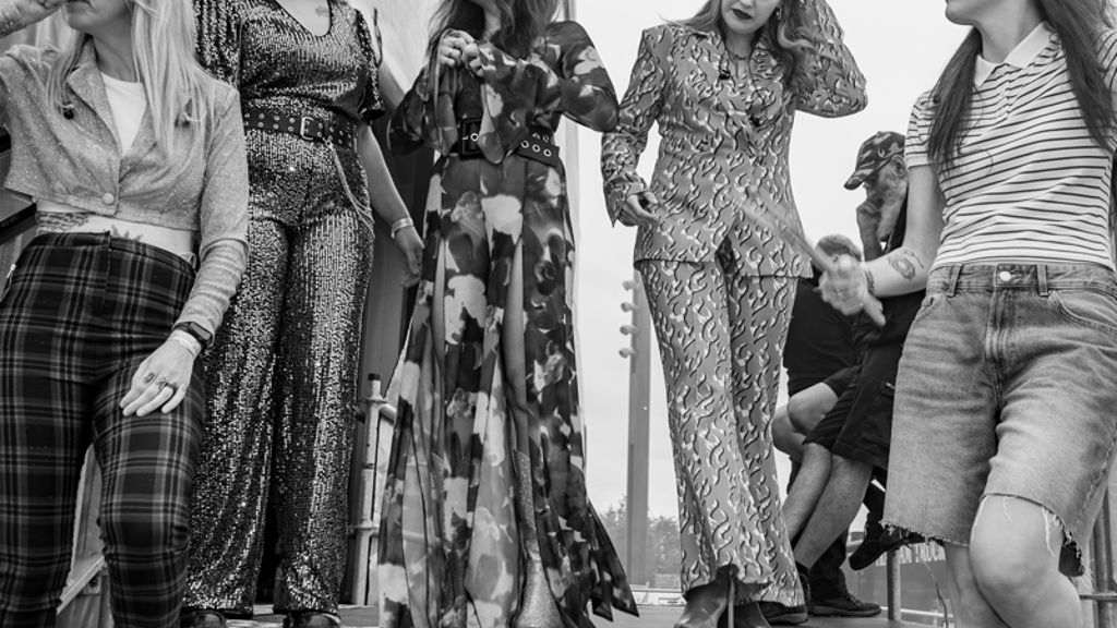 St Luke's Presents: The Laurettes
