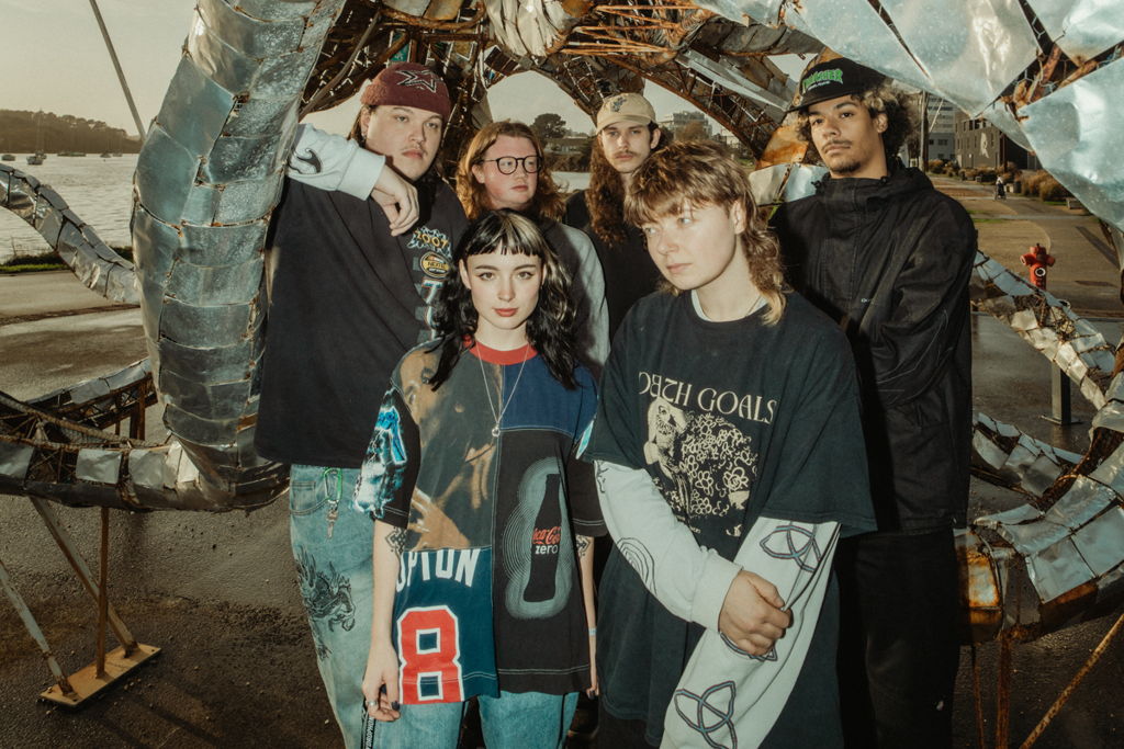 KNIVES (UK) | Vienna Debut | 30.07.2026