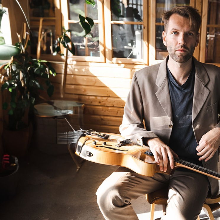 Nick Costley-White Trio with special guest Alec Harper