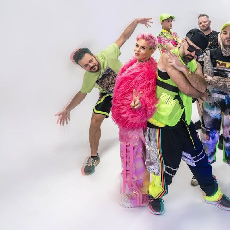 RHYTHM OF THE 90s