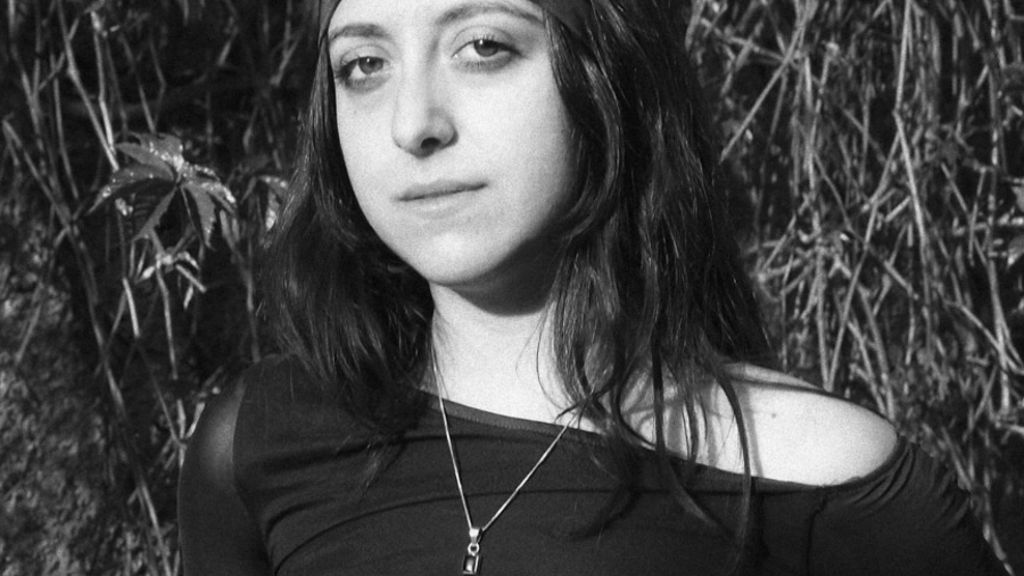 Whirlpool: Ananda Brandão (Downstairs)