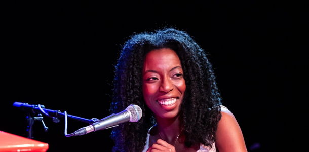 Roella Oloro Trio (Downstairs)