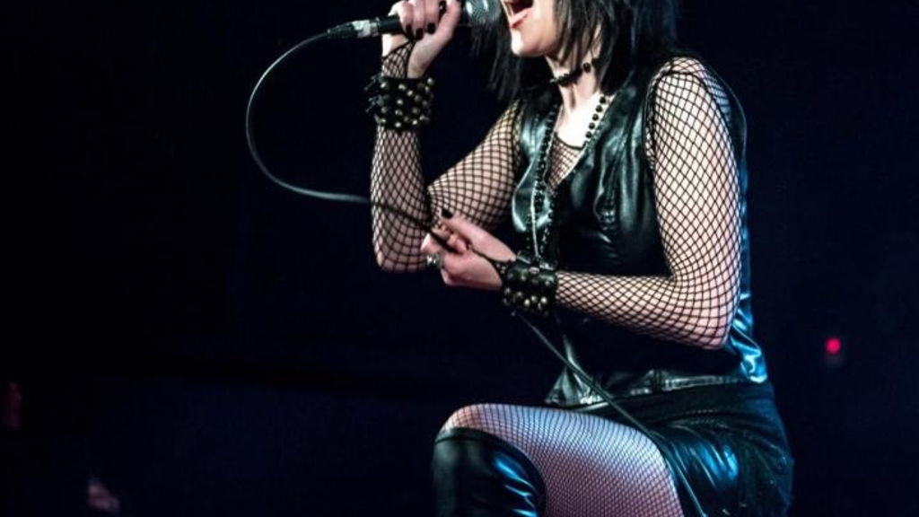 Lizzie & The Banshees