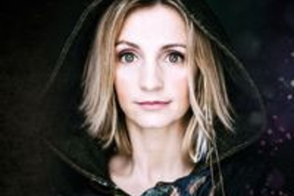 Cara Dillon - Upon A Winter's Night Event Title Pic