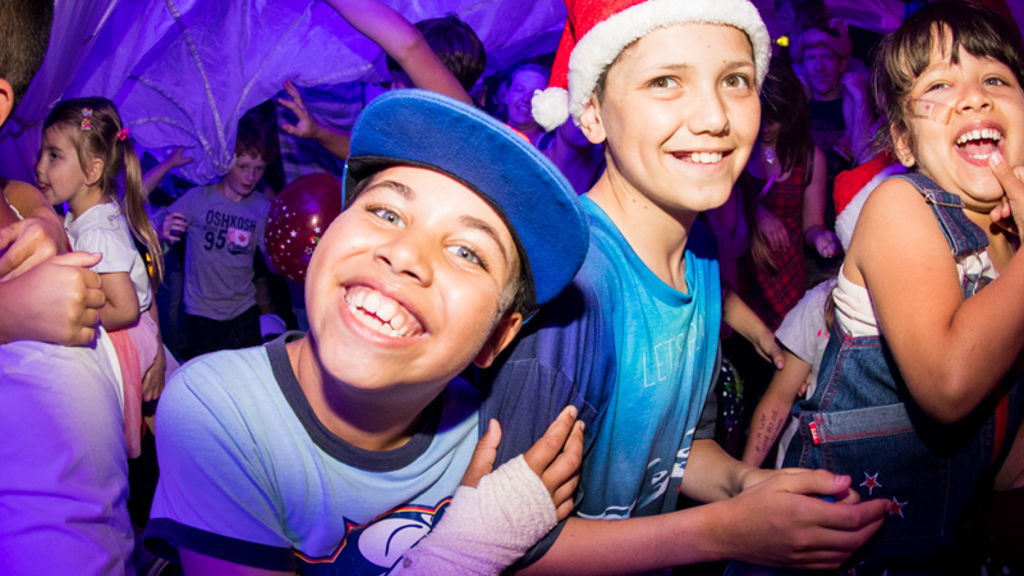 Big Fish Little Fish - Norwich Family Rave Xmas Special (2 Bad Mice)