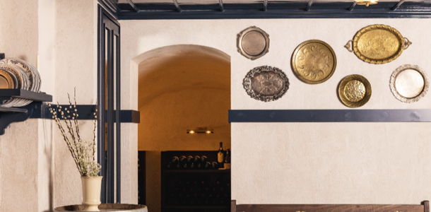 EXPERIENCES: Top Ten Cuisines - Taverna Ermou