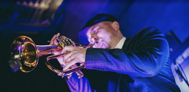 Round 41 - Live Music Night