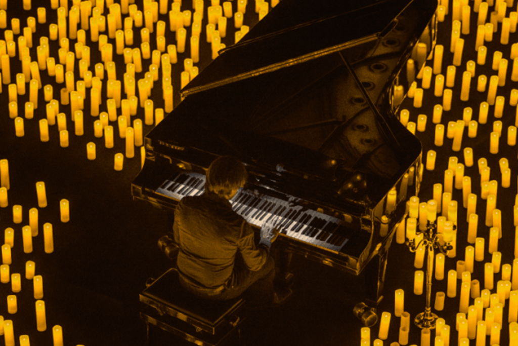 Logo Música y poesía a la luz de las velas