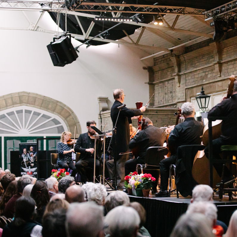 PCO - New Year Viennese Concert feat. Sarah Fox